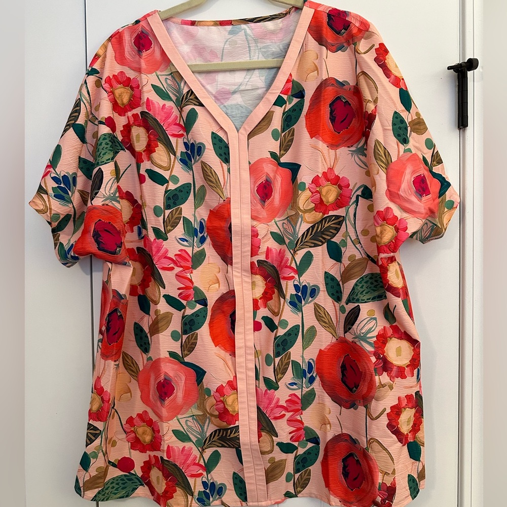 NWOT Women’s XL‎ flower top